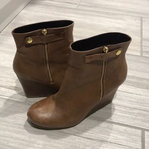 Chinese Laundry ankle boots